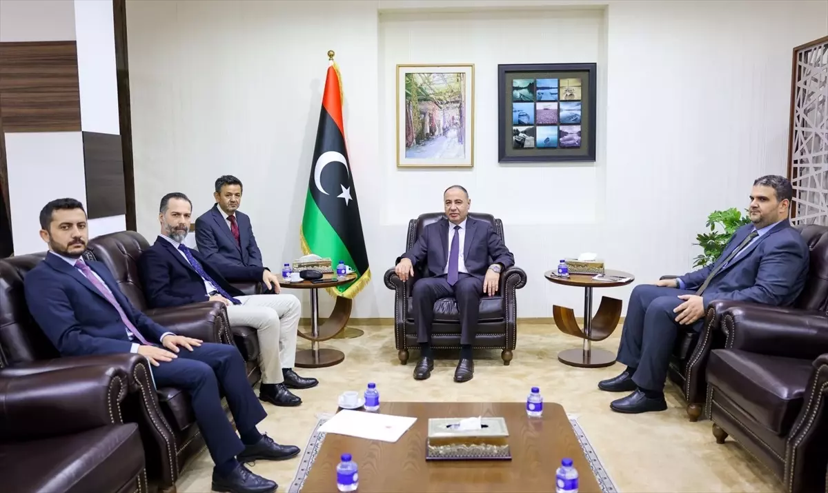 Türkiye ve Libya’dan Hasta ve Öğrenci Görüşmesi