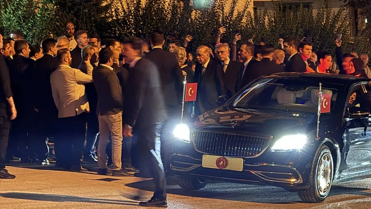 Başkan Erdoğan’dan Betül Önderoğlu’nun ailesine taziye ziyareti