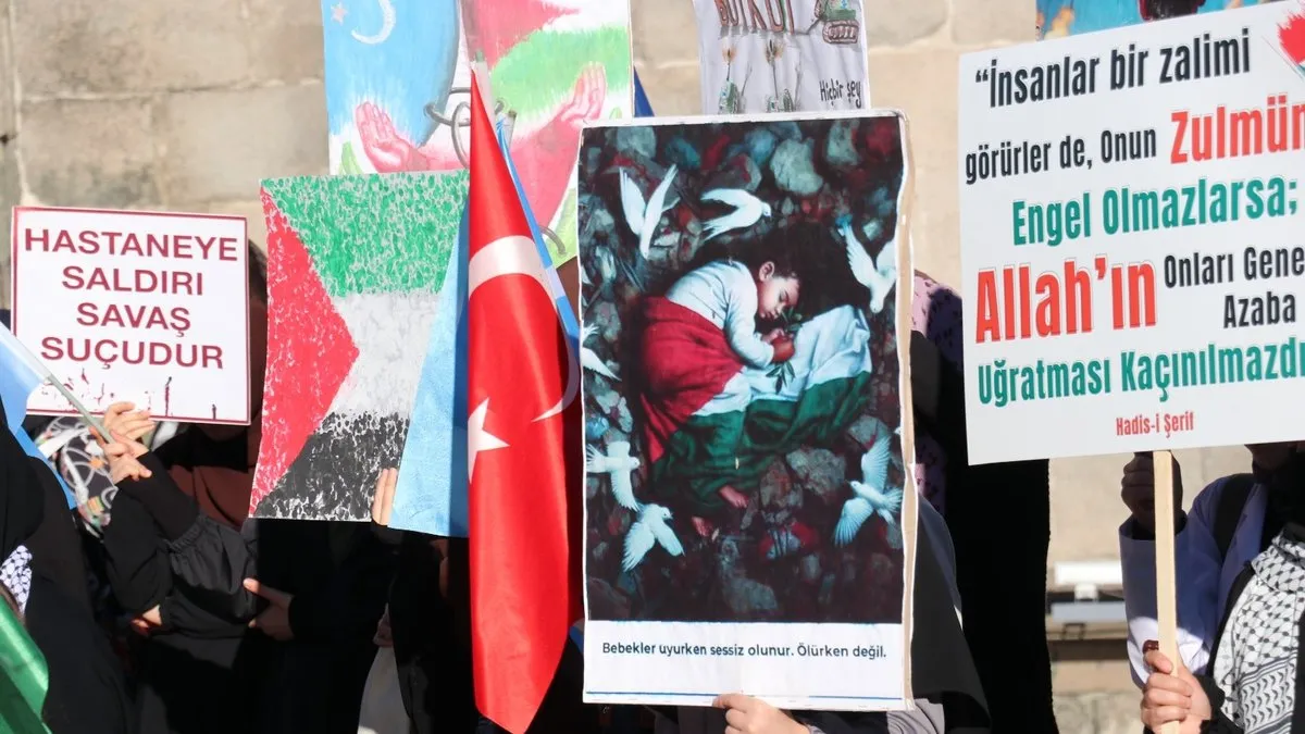 Erzurum’da sağlıkçılardan Gazze’ye 47 haftadır kesintisiz destek yürüyüşü
