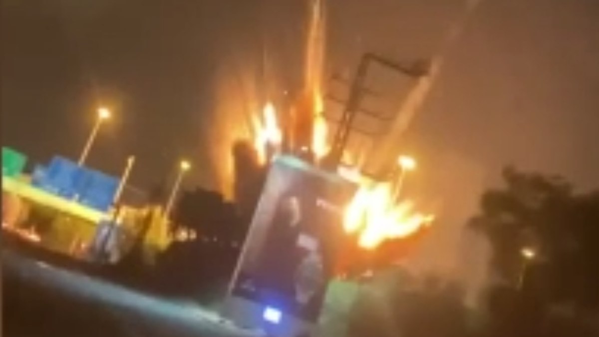 İran’dan İsrail’e füze saldırısı: Patlama anı kameraya yansıdı