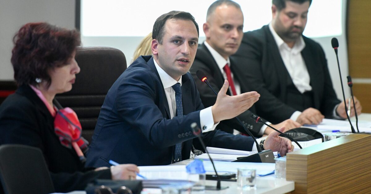 Bornova Belediye Başkanı Eşki’den TİS görüşmelerine ilişkin açıklama