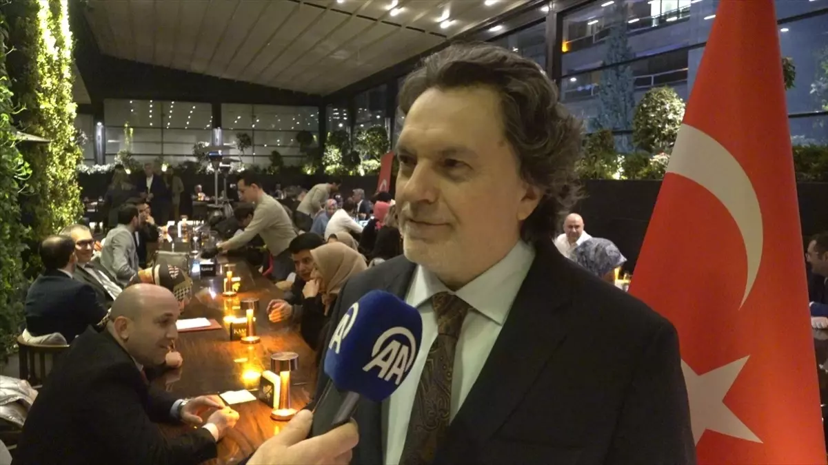 Tahran’da Öğretmenler Günü Kutlandı
