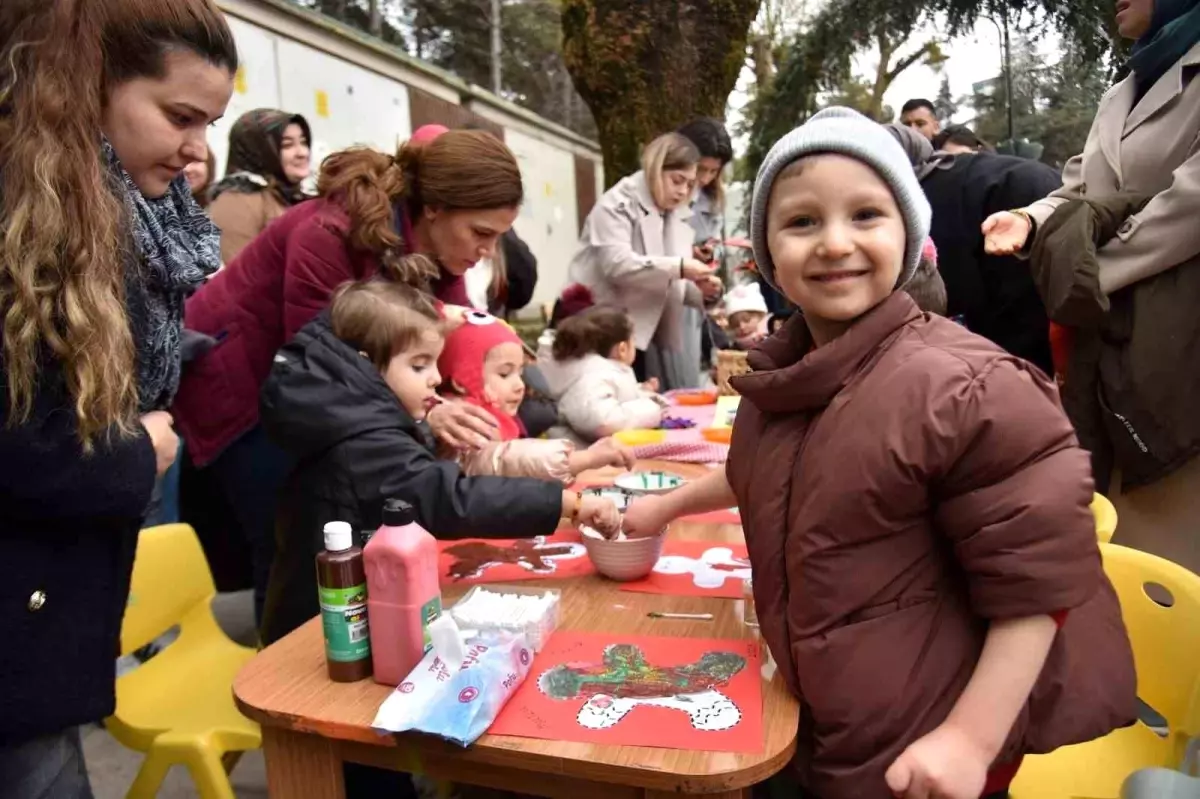Bilecik’te Yeni Yıl Coşkusu: Çocuklar Eğlenceli Etkinliklerle Karşılıyor
