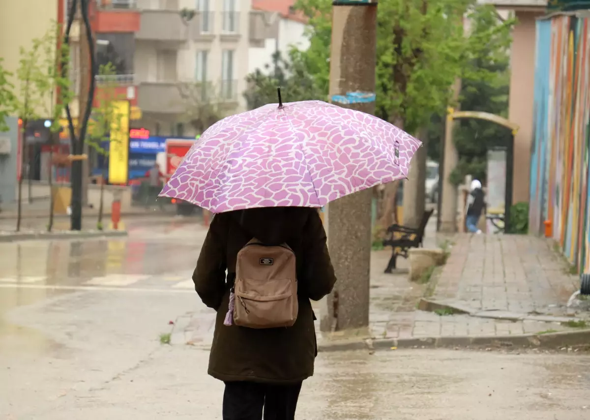 Marmara Bölgesi’nde Hava Sıcaklıkları 6 ile 12 Derece Düşüyor