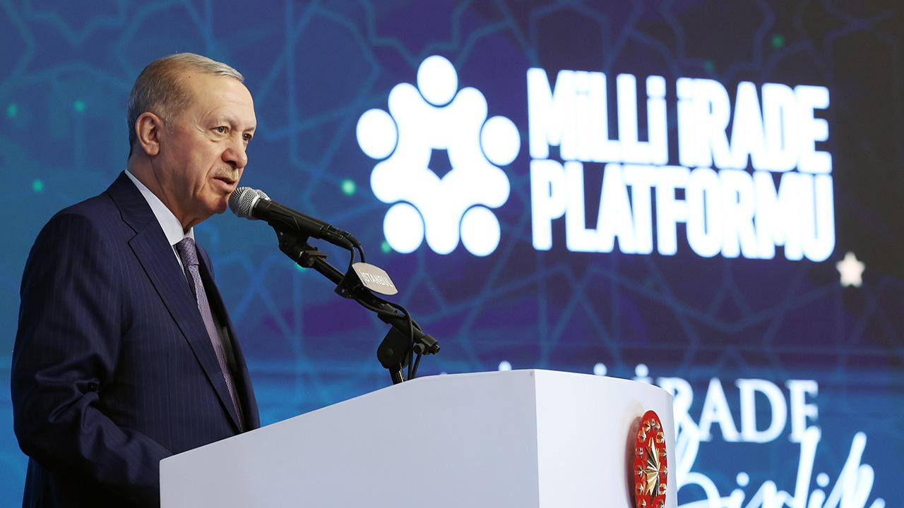 Cumhurbaşkanı Erdoğan: CHP Genel Başkanı resmen siyasi mandacılık talep ediyor